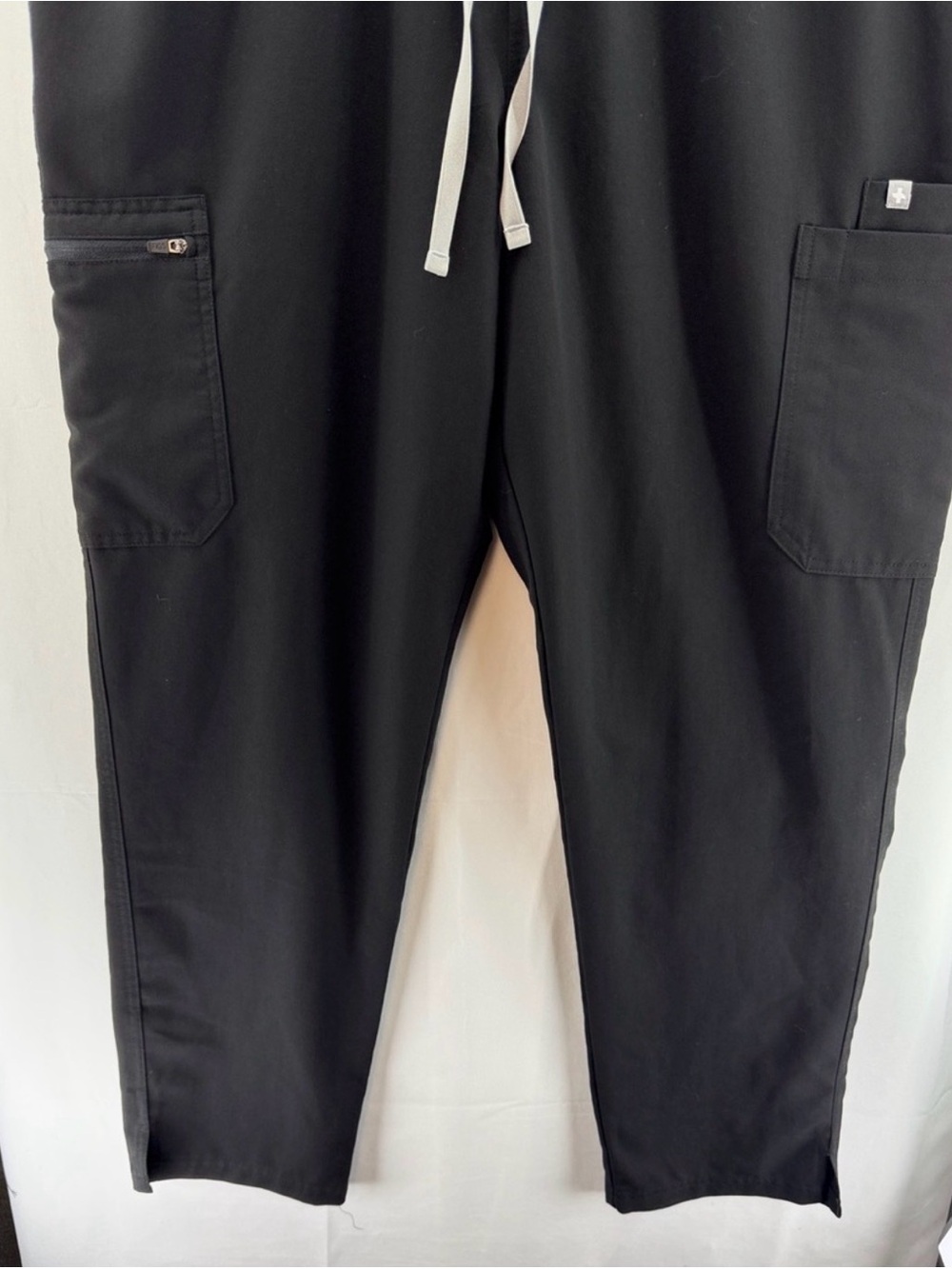 Figs Women’s Black High Waisted Yola Scrub Pants Size XXL - Picture 3 of 8